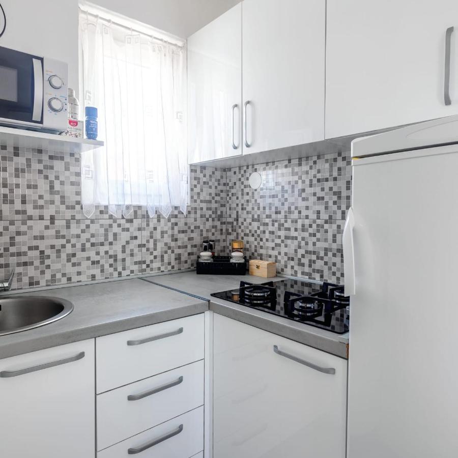 Holiday House Iva Slatine Zewnętrze zdjęcie